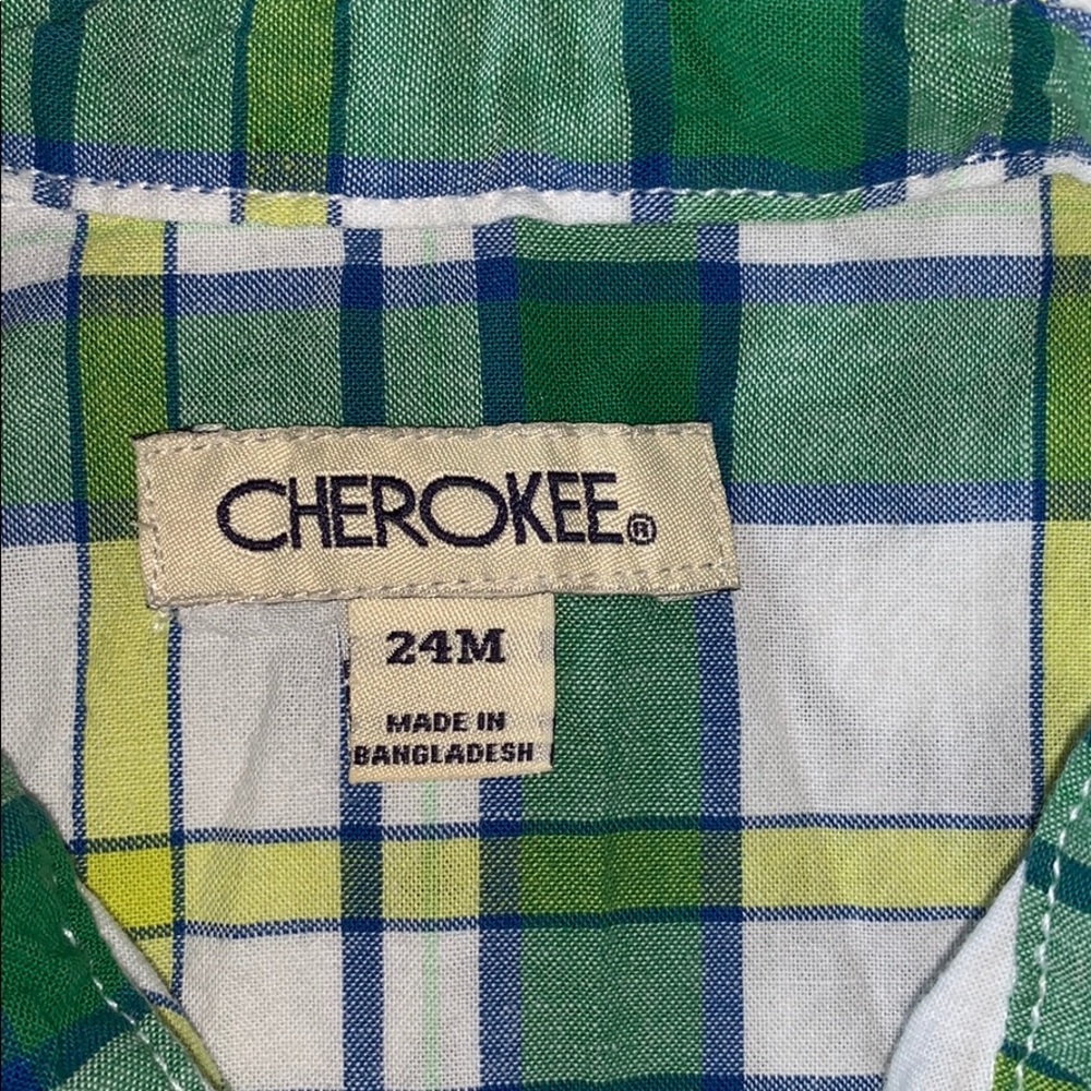 24M Button down - Picture 2 of 4